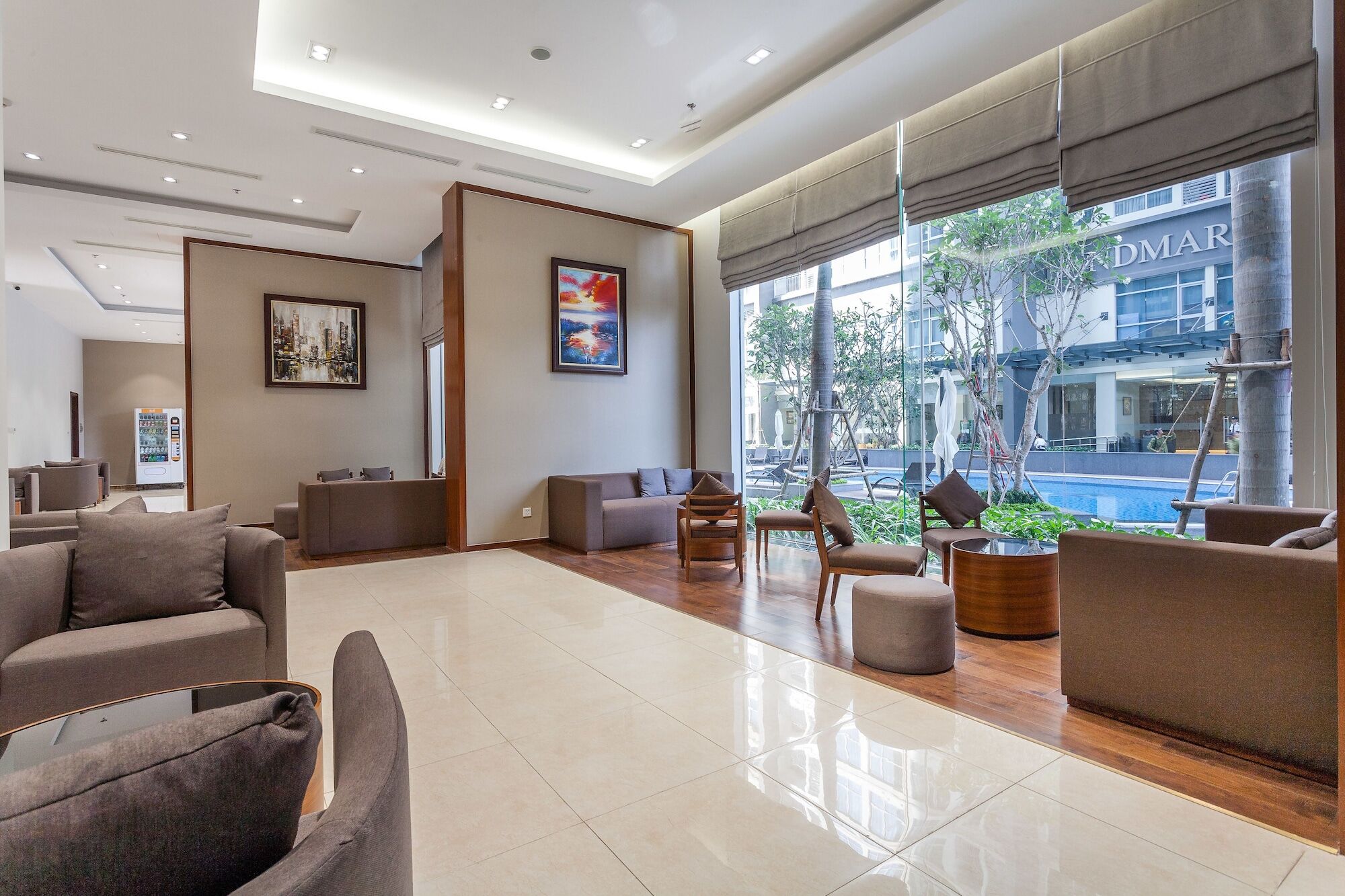 Căn hộ Laze Saigon Vinhomes Park